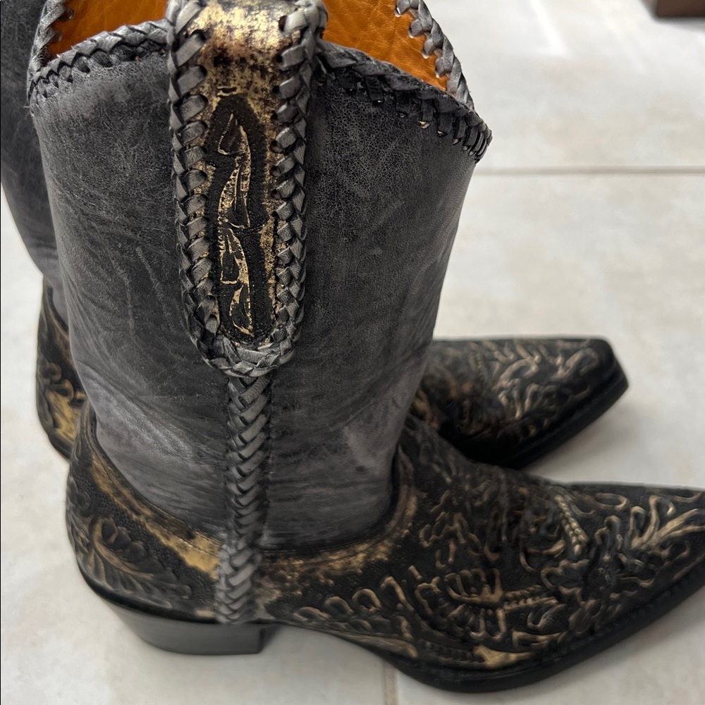 Old Gringo Black Gold Embossed Floral Leather Boots | Rare 30653 | Size 7B